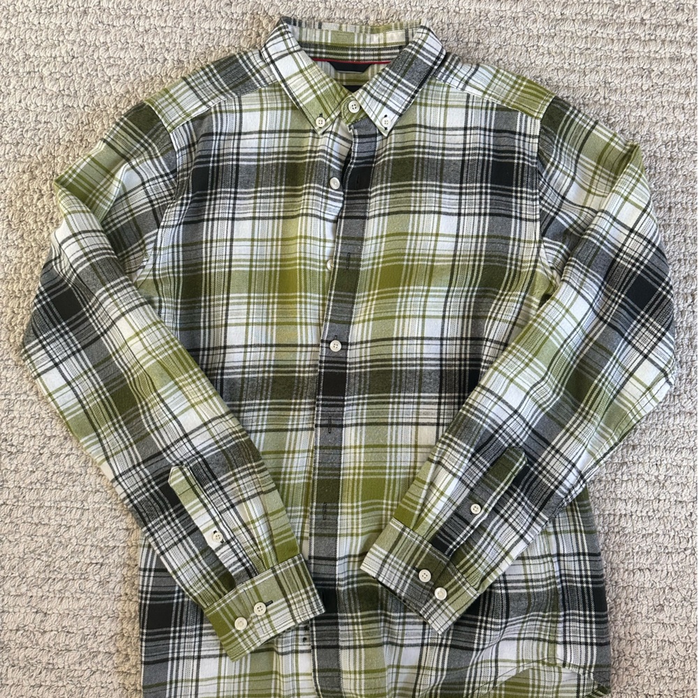Marmot Green Plaid Flannel Button-Up Shirt